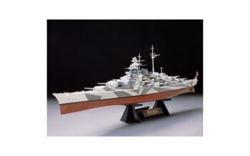 TAM78015.jpg. 1/350 Tirpitz Battleship