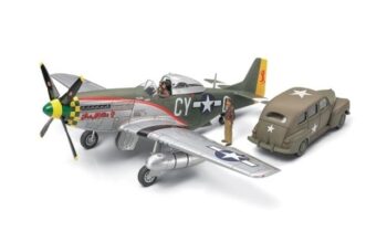 TAM89732.jpg. 1/48 P-51D & US Staff Car