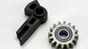 t5377. Gear, idler/ idler gear support/ bearing (pressed in)