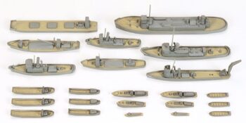 TAM31509.jpg. 1/700 Tugger Set