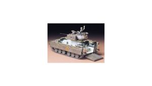 TAM35132.jpg. 1/35 US M2 Bradley IFV