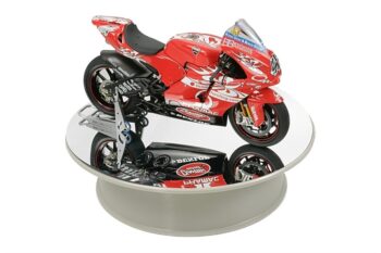 TAM73001.jpg. Display Turntable