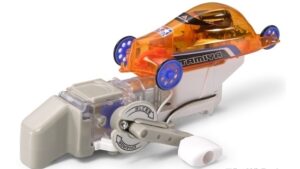 TAM75025.jpg. Wind-up Power Generator