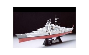 TAM78013.jpg. 1/350 Bismarck Battleship