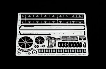 TAM78028_04.jpg. 1/350 New Jersey BB-62 Battleship