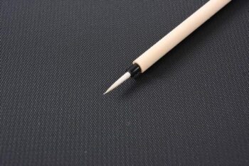 TAM87016.jpg. Pointed Brush (Medium)