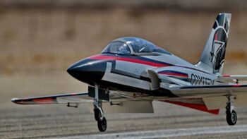 top-j0002j. Odyssey Sport Jet White/Black/Red (Excl Retracts)