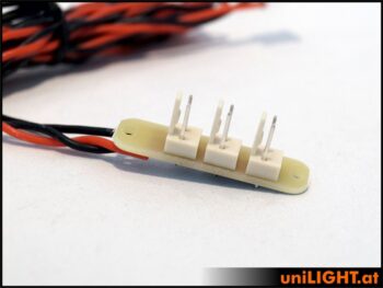 CABLE-Y3-STROBE_4.jpg. 3-way Y-Kabel with attenuation Connect.