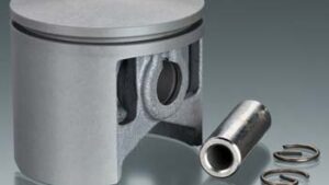 dle111-fb20.jpg. DLE111 Piston