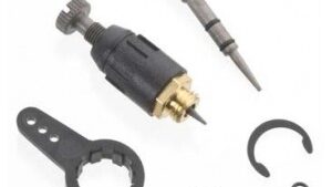 OZ71703009.jpg. In-Flight Control Needle Valve