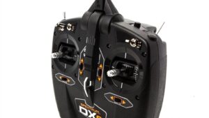 SPM1000_a0.jpg. DXe DSMX Transmitter with AR610 Receiver