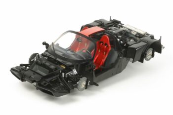 TAM12047_03.jpg. 1/12 Enzo Ferrari