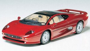 TAM24129.jpg. 1/24 Jaguar XJ220 DISC