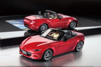 TAM24342_03.jpg. 1/24 Mazda MX5