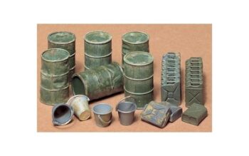 TAM35026.jpg. 1/35 Jerry Can Set