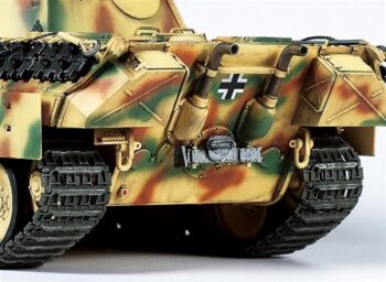 TAM35345_03.jpg. 1/35 German Tank Panther Ausf.D Sd.Kfz.1
