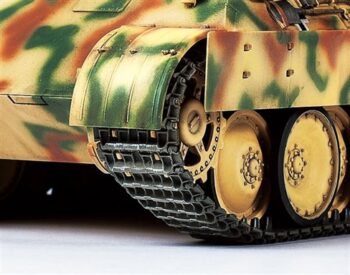 TAM35345_04.jpg. 1/35 German Tank Panther Ausf.D Sd.Kfz.1