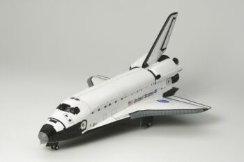 TAM60402_01.jpg. 1/100 Space Shuttle Atlantis