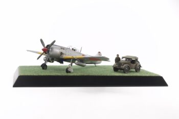 TAM61116_02.jpg. 1/48 Hayate Kurogane Scene Set